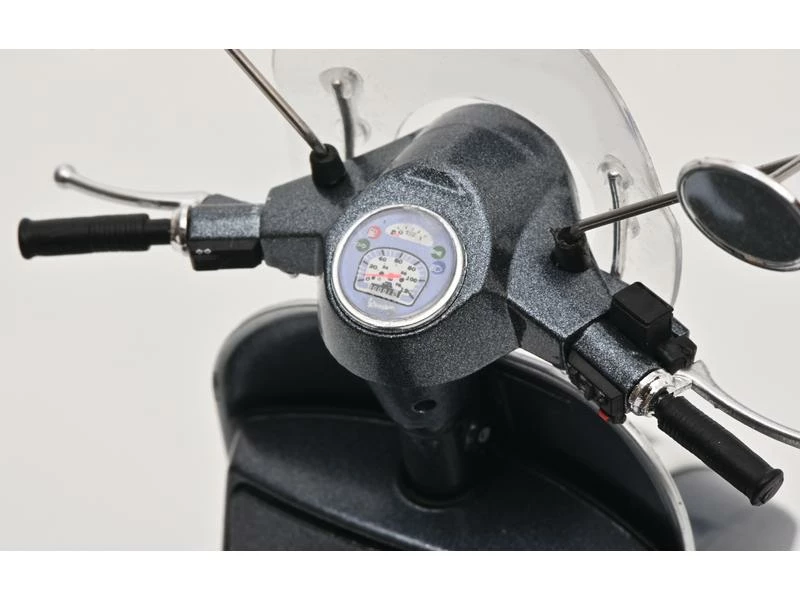 Schuco Motorrad Piaggio Vespa PX 125, Grau 1:10 9 Schuco Motorrad Piaggio Vespa PX 125, Grau 1:10 – Bild 7